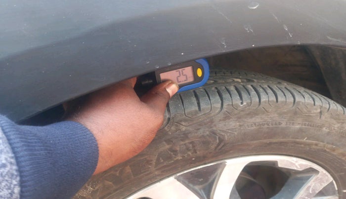 2019 Honda WR-V 1.2L I-VTEC VX MT, Petrol, Manual, 39,873 km, tyre