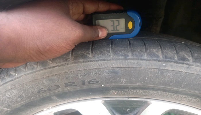 2019 Honda WR-V 1.2L I-VTEC VX MT, Petrol, Manual, 39,873 km, tyre