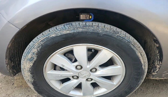 2013 Hyundai i20 SPORTZ 1.4 CRDI, Diesel, Manual, 1,42,434 km, tyre