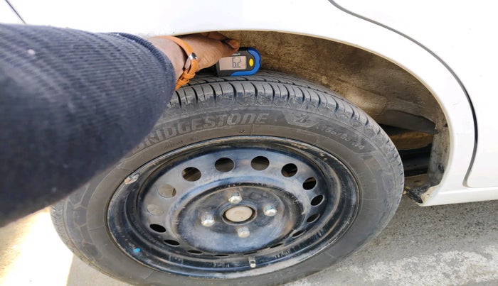 2016 Maruti Wagon R 1.0 VXI, Petrol, Manual, 1,08,694 km, tyre