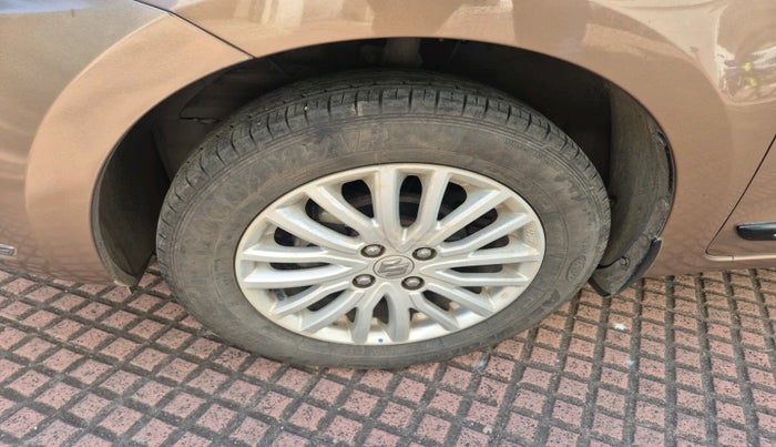 2018 Maruti Dzire ZXI, Petrol, Manual, 36,002 km, tyre