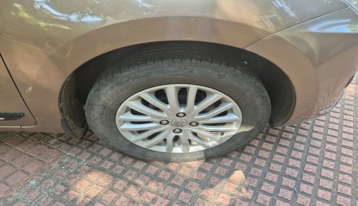 2018 Maruti Dzire ZXI, Petrol, Manual, 36,002 km, tyre
