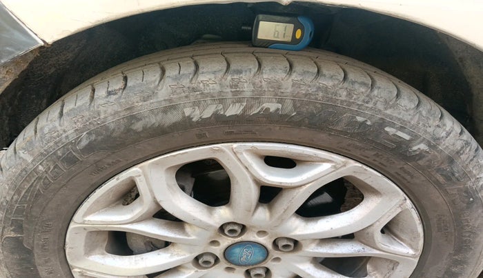 2013 Ford Ecosport TITANIUM 1.5L DIESEL, Diesel, Manual, 1,12,011 km, tyre