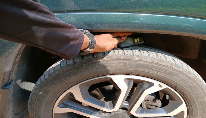 2022 Jeep Compass MODEL S (O) DIESEL 4X4 AT, Diesel, Automatic, 49,038 km, tyre