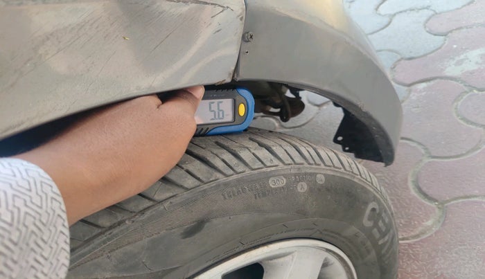 2014 Hyundai i20 SPORTZ 1.2, Petrol, Manual, 93,317 km, tyre