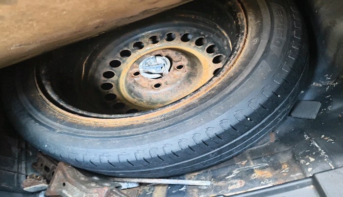 2011 Honda City 1.5L I-VTEC V MT, Petrol, Manual, 75,504 km, tyre