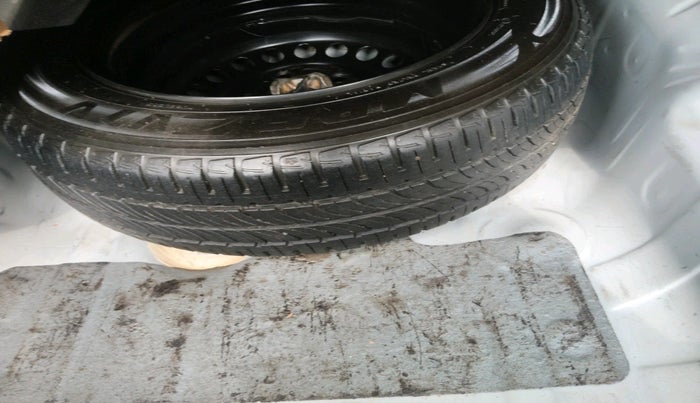 2020 Honda City 1.5L I-VTEC V MT 5TH GEN, Petrol, Manual, 28,890 km, tyre