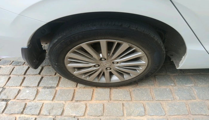 2020 Honda City 1.5L I-VTEC V MT 5TH GEN, Petrol, Manual, 28,890 km, tyre