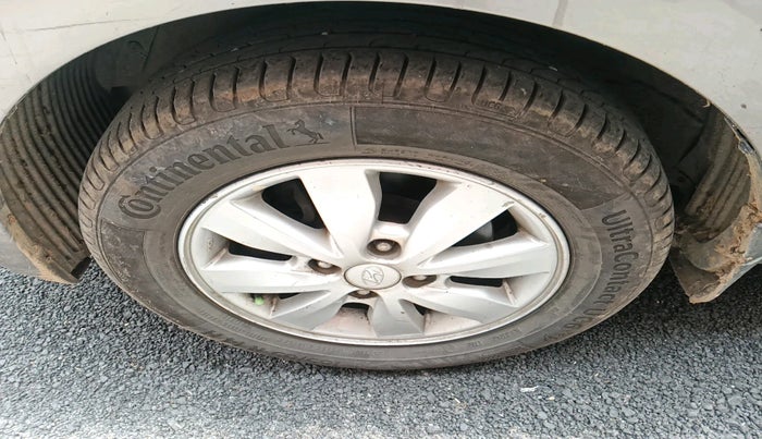 2014 Hyundai i20 ASTA 1.2, Petrol, Manual, 65,718 km, tyre