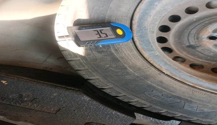 2013 Honda Amaze 1.2L I-VTEC S, Petrol, Manual, 71,714 km, tyre