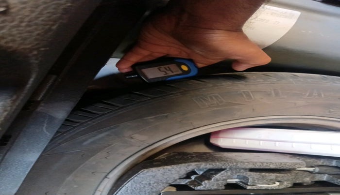 2013 Volkswagen Polo GT TSI AT, Petrol, Automatic, 45,167 km, tyre