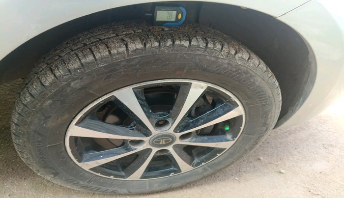 2013 Tata Indica Vista ZX+ 90PS, Diesel, Manual, 52,833 km, tyre