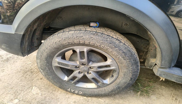 2023 Mahindra Thar LX D HT 2WD MT, Diesel, Manual, 82,631 km, tyre