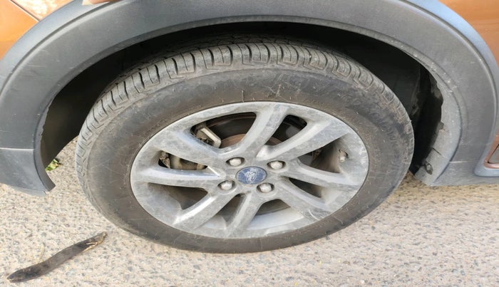 2018 Ford FREESTYLE TITANIUM 1.2 PETROL, Petrol, Manual, 51,906 km, tyre