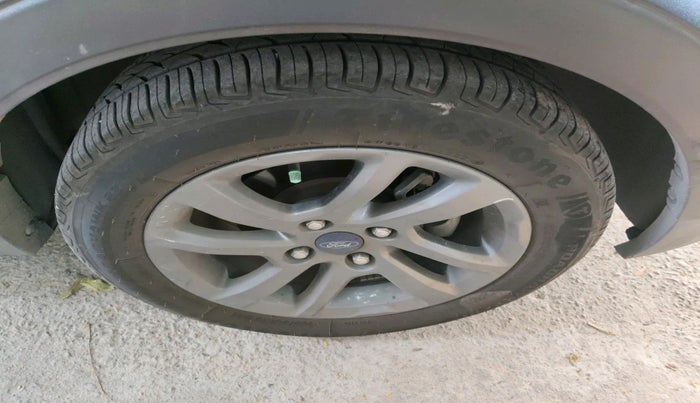 2018 Ford FREESTYLE TITANIUM 1.2 PETROL, Petrol, Manual, 51,906 km, tyre