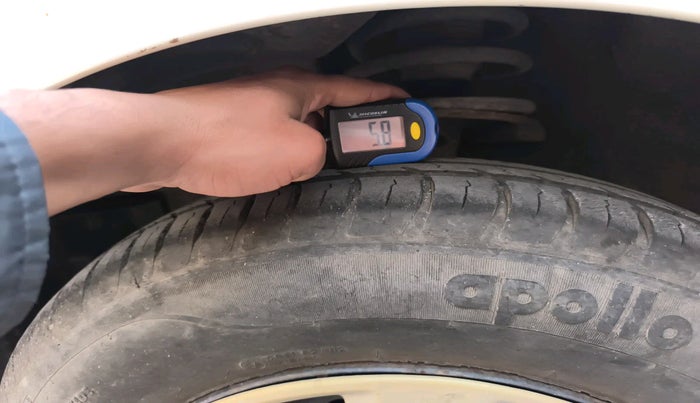 2011 Maruti Swift Dzire VXI, Petrol, Manual, 36,002 km, tyre