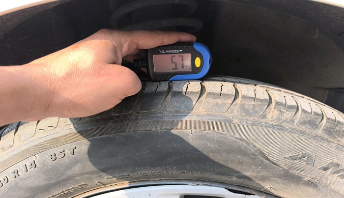 2011 Maruti Swift Dzire VXI, Petrol, Manual, 36,002 km, tyre