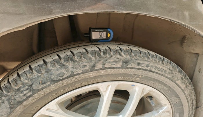 2023 Maruti Swift ZXI CNG, Petrol, Manual, 52,519 km, tyre