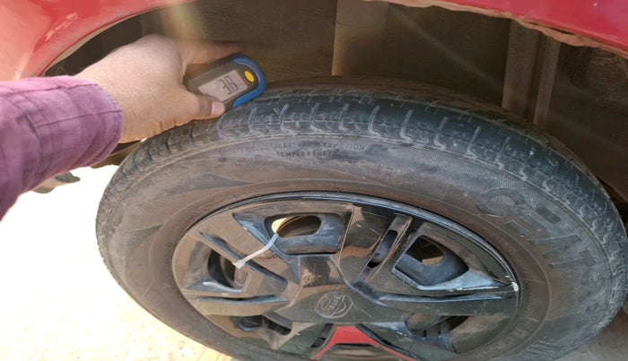 2017 Datsun Redi Go T(O) 0.8L LIMITED EDITION, Petrol, Manual, 60,666 km, tyre