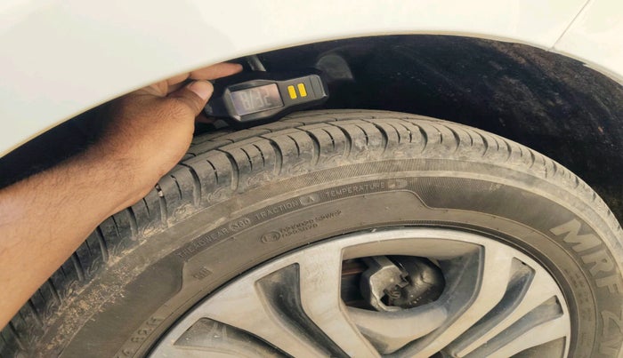 2024 Tata Tiago XT CNG, Petrol, Manual, 17,018 km, tyre