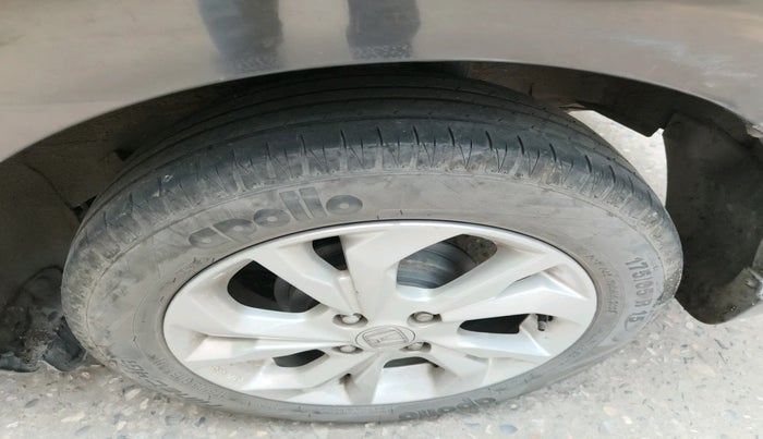 2019 Honda Amaze 1.5L I-DTEC VX CVT, Diesel, Automatic, 1,17,853 km, tyre