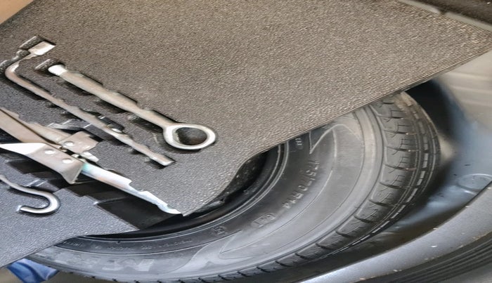 2022 Honda Jazz 1.2L I-VTEC ZX CVT, Petrol, Automatic, 26,935 km, tyre