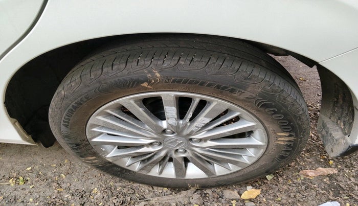 2025 Honda Amaze VX 1.2 Petrol MT, Petrol, Manual, 10,516 km, tyre