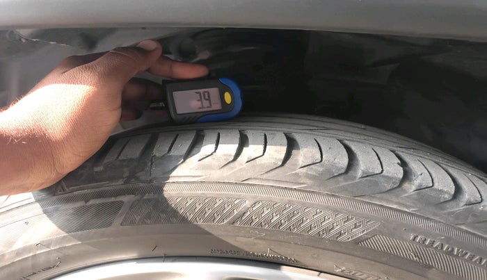 2019 Jeep Compass LIMITED PLUS PETROL AT, Petrol, Automatic, 79,469 km, tyre