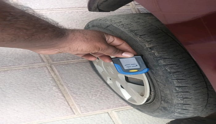 2015 Maruti Alto K10 VXI, Petrol, Manual, 48,426 km, tyre