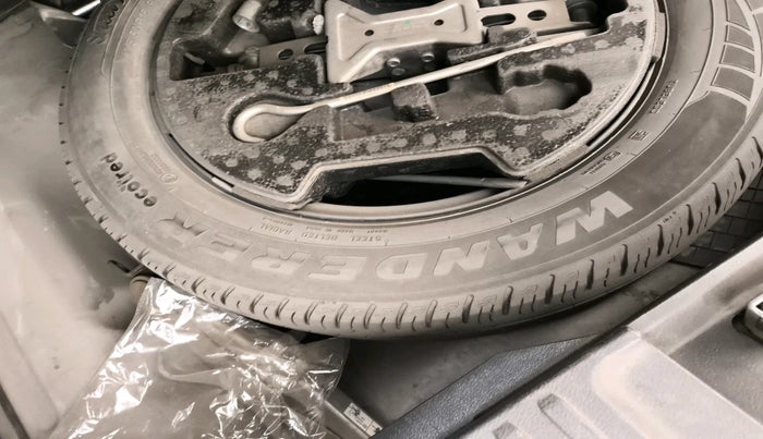 2017 Maruti Vitara Brezza VDI (O), Diesel, Manual, 2,01,363 km, tyre