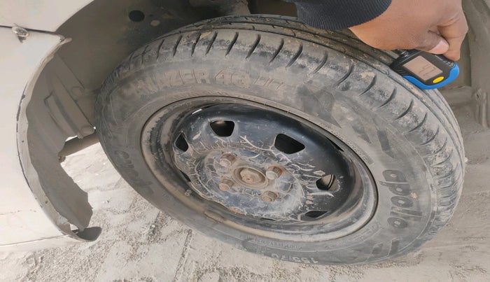 2011 Maruti Wagon R 1.0 LXI CNG, Petrol, Manual, 97,364 km, tyre