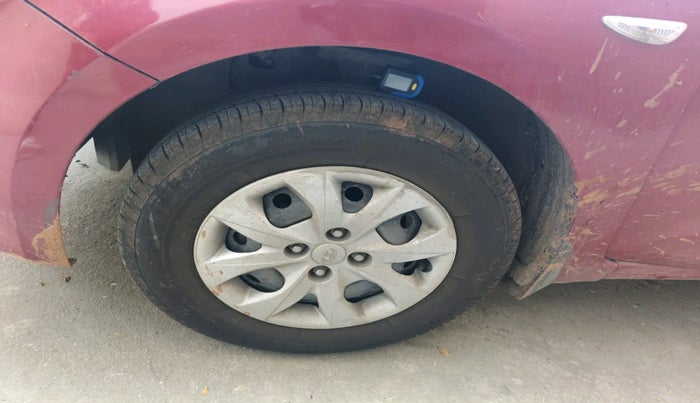 2016 Hyundai Elite i20 MAGNA 1.2, Petrol, Manual, 77,272 km, tyre