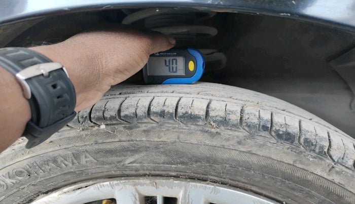 2011 Hyundai Santro Xing GLS, Petrol, Manual, 68,110 km, tyre