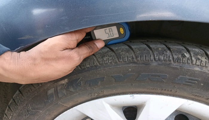 2013 Hyundai Grand i10 MAGNA 1.2 KAPPA VTVT, Petrol, Manual, 1,05,510 km, tyre