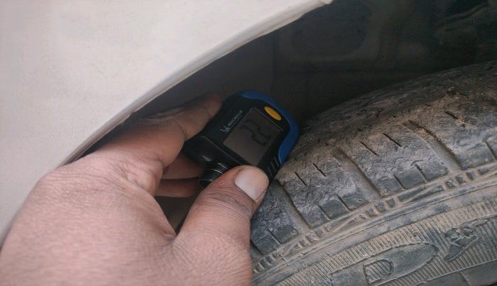 2017 Hyundai Grand i10 MAGNA AT 1.2 KAPPA VTVT, Petrol, Automatic, 21,423 km, tyre