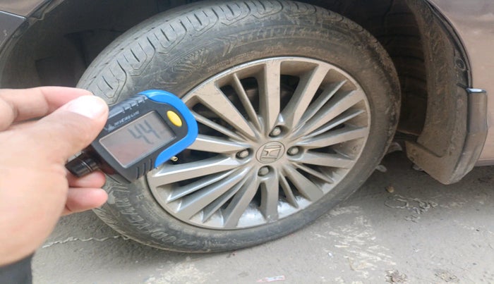 2021 Honda City 1.5L I-VTEC V MT 5TH GEN, Petrol, Manual, 48,967 km, tyre