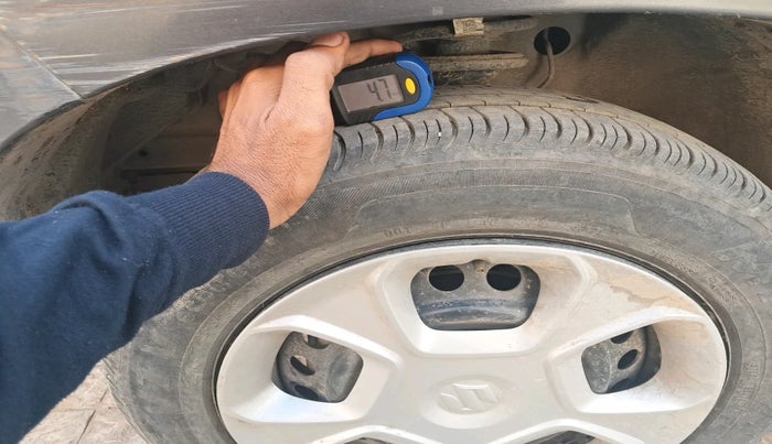 2022 Maruti S PRESSO VXI (O), Petrol, Manual, 11,262 km, tyre