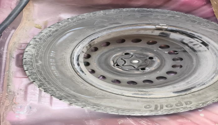 2018 Datsun Go T, Petrol, Manual, 68,385 km, tyre