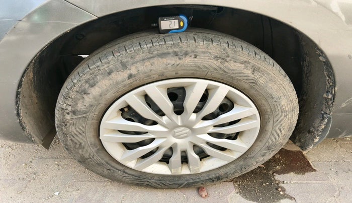 2020 Maruti Dzire VXI, Petrol, Manual, 86,052 km, tyre