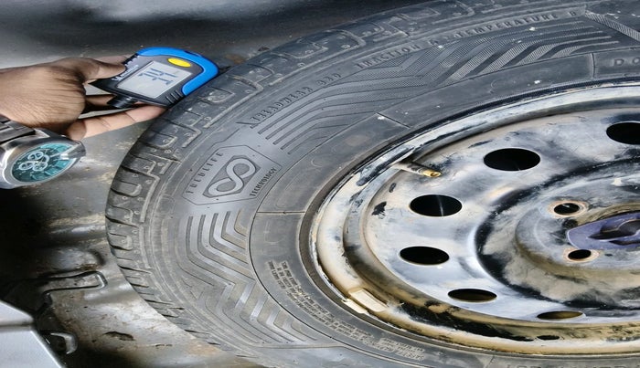 2020 Maruti Dzire VXI, Petrol, Manual, 86,052 km, tyre