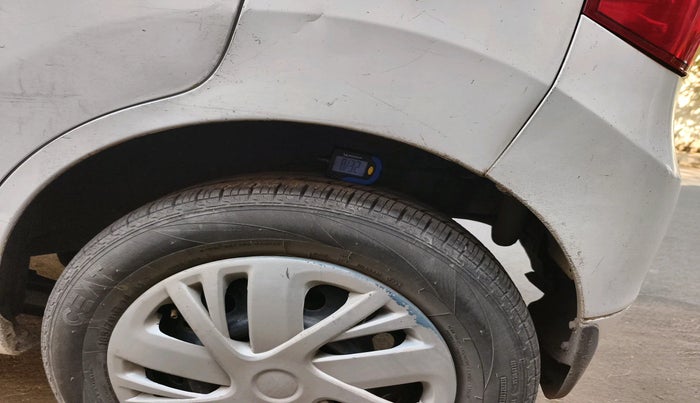 2016 Maruti Wagon R 1.0 VXI, Petrol, Manual, 74,829 km, tyre