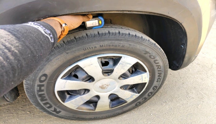 2018 Renault Kwid RXT 0.8, Petrol, Manual, 29,000 km, tyre