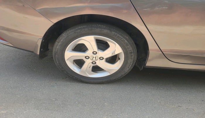 2016 Honda City 1.5L I-VTEC VX CVT, Petrol, Automatic, 29,289 km, tyre