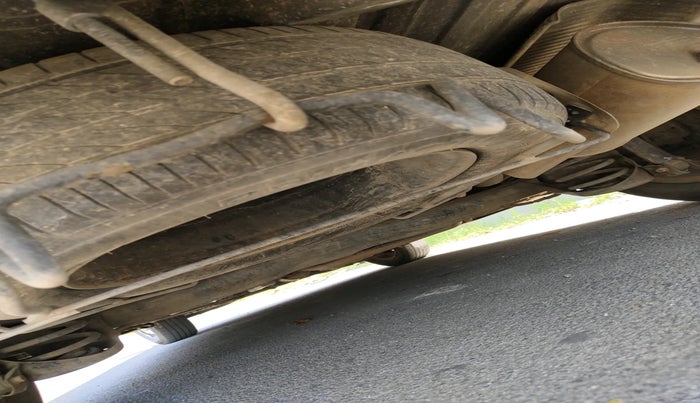 2014 Honda Mobilio 1.5L I-DTEC RS(O), Diesel, Manual, 1,99,277 km, tyre