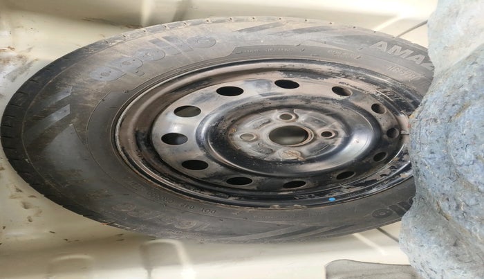 2011 Maruti Swift Dzire VXI, Petrol, Manual, 89,785 km, tyre