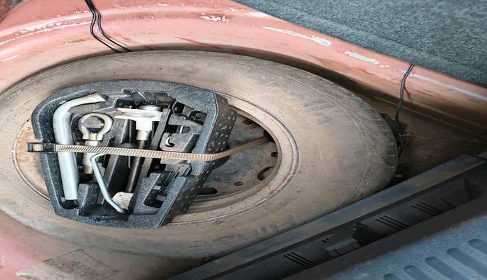 2012 Volkswagen Polo TRENDLINE 1.2L DIESEL, Diesel, Manual, 49,019 km, tyre