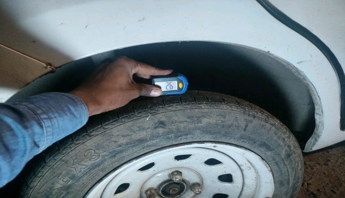 2015 Datsun Go T, Petrol, Manual, 1,17,709 km, tyre