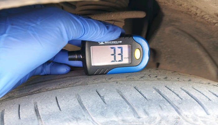 2021 Tata Tiago XT PETROL, Petrol, Manual, 34,118 km, tyre