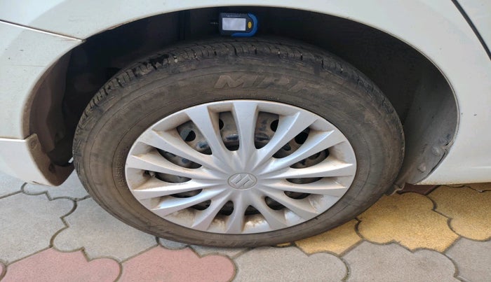 2015 Maruti Ciaz VDI +, Diesel, Manual, 2,44,366 km, tyre