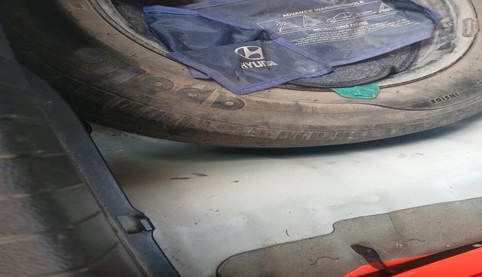 2015 Hyundai Elite i20 SPORTZ 1.2, Petrol, Manual, 79,996 km, tyre